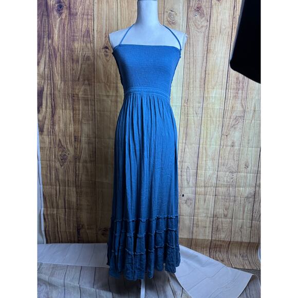R. Vivimos Halter Tiered Maxi Dress Crepey Open Back Dusty Blue Dress Size S - Picture 1 of 7